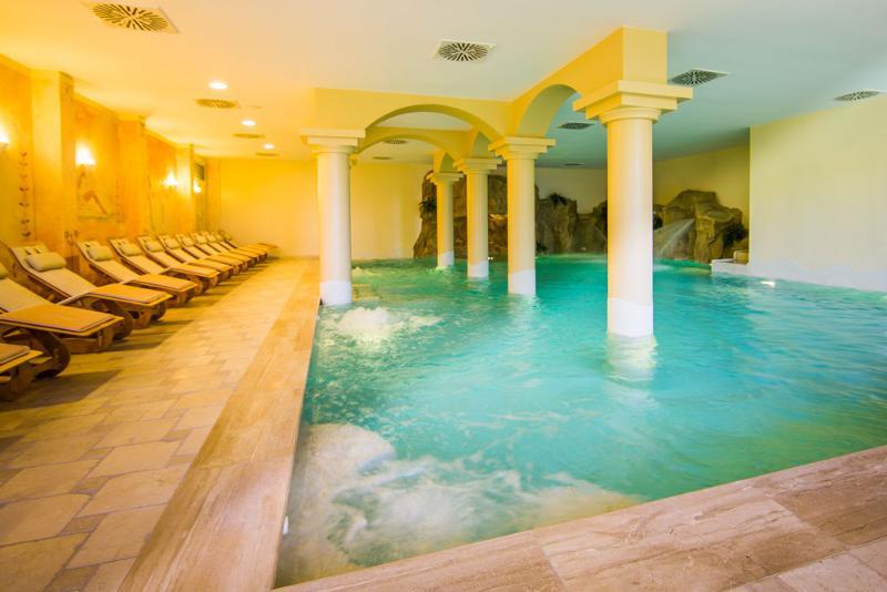 San Martino Hotel Wellness Рипарбелла Экстерьер фото